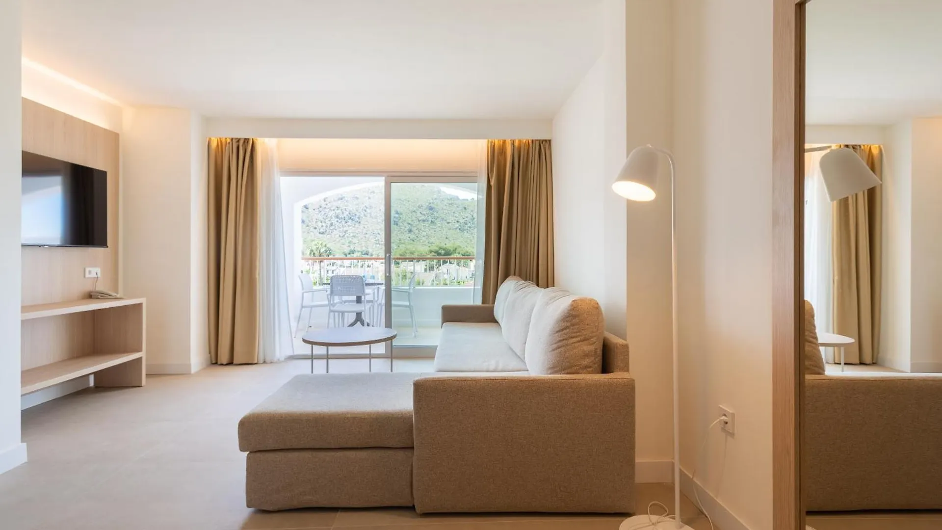 Sol De Alcudia Apartamentos Port d'Alcúdia 0*,  Španělsko